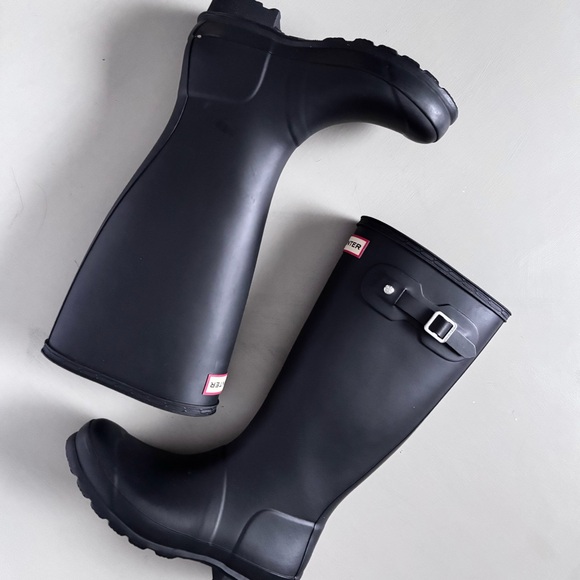 HUNTER Original Tall Wellington Matte Black Reflective Waterproof Rain Boots - Picture 3 of 10